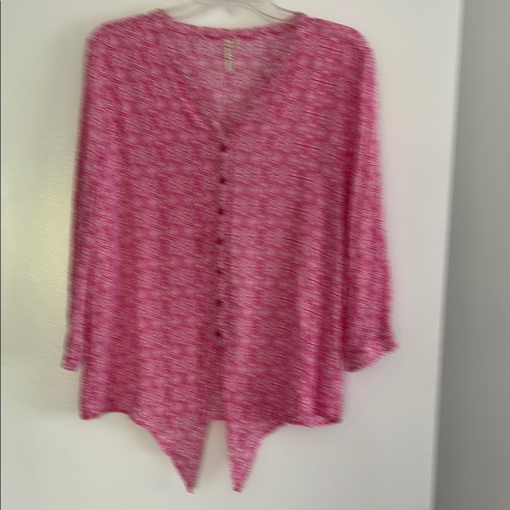 Women's Pink Button-Up Top